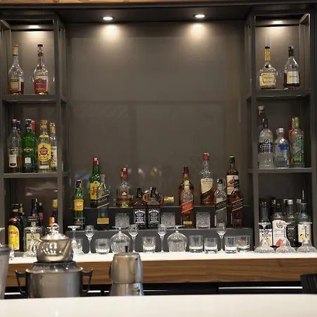 酒店 - 锡尔凯吉希尔顿逸林酒店 伊斯坦布尔