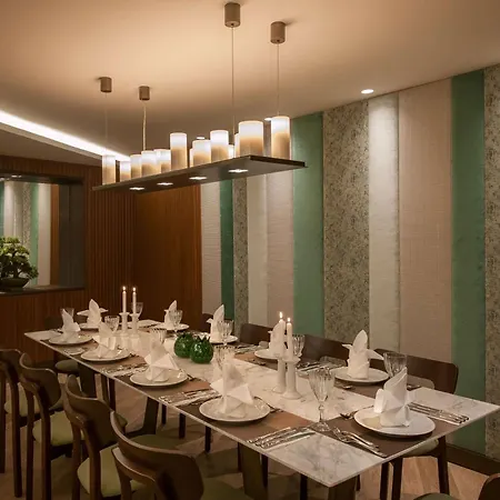 酒店 - 锡尔凯吉希尔顿逸林酒店 4*