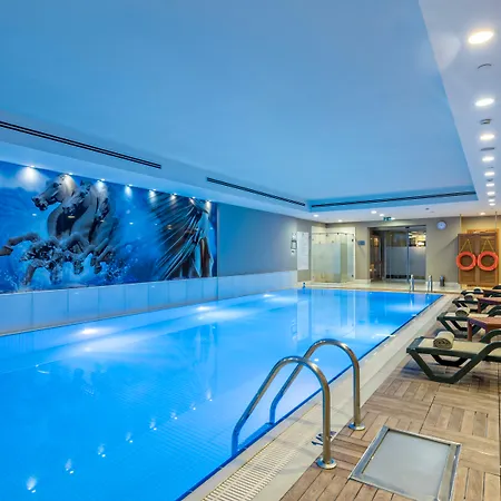 Doubletree By Hilton - Sirkeci 4*