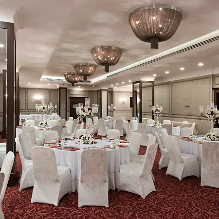 Hotel Doubletree By Hilton - Sirkeci 4*