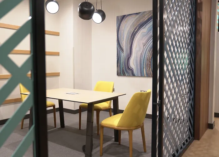 더블트리 바이 힐튼 - 시르케지 호텔