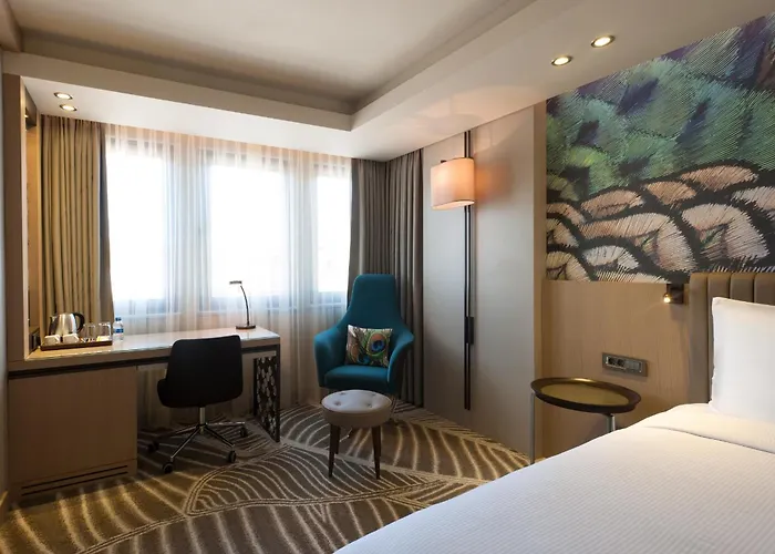 더블트리 바이 힐튼 - 시르케지 호텔 4*