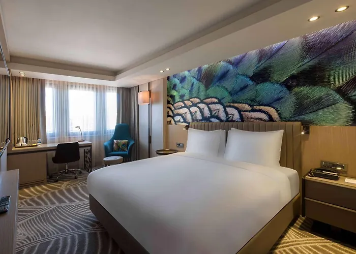 더블트리 바이 힐튼 - 시르케지