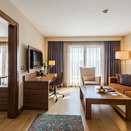 ダブルツリー バイ ヒルトン シルケジ イスタンブール