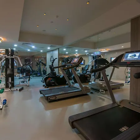 ダブルツリー バイ ヒルトン シルケジ ホテル 4*